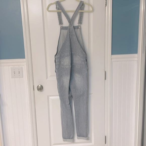 F21 Pinstripe Denim Overalls with Distressed Details and rolled hem, size 27 - Picture 2 of 11